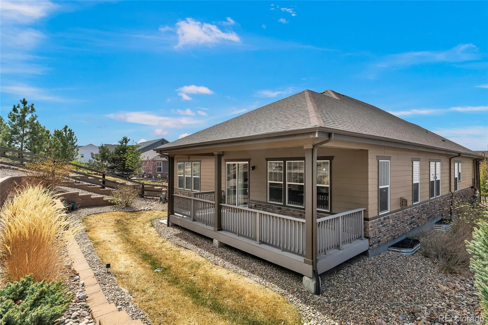 7930 S Flat Rock Way Aurora CO 80016 MLS #REC7593344 05012026010700 1600 39