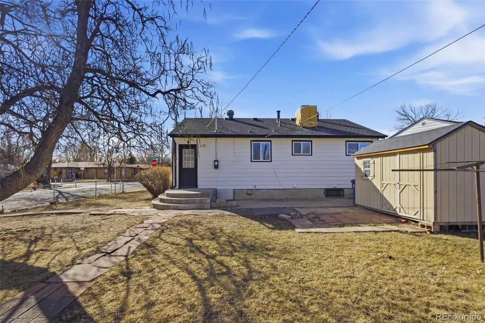 03062026110404 1600 16