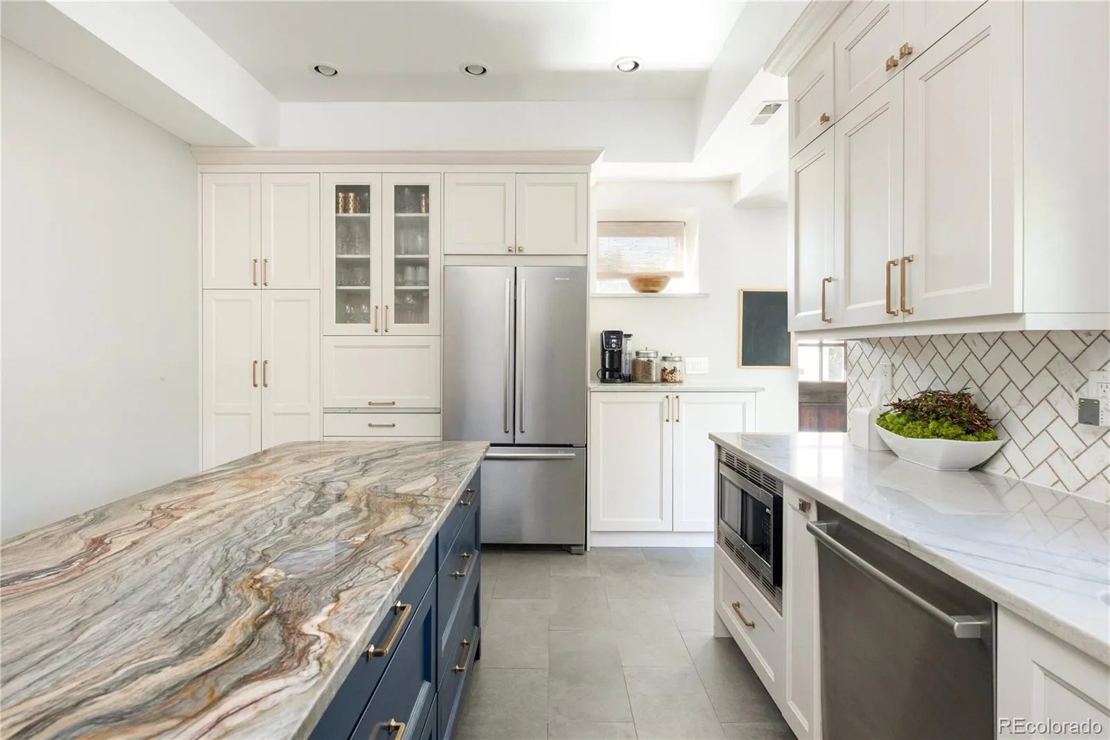 04102026165736 1600 14