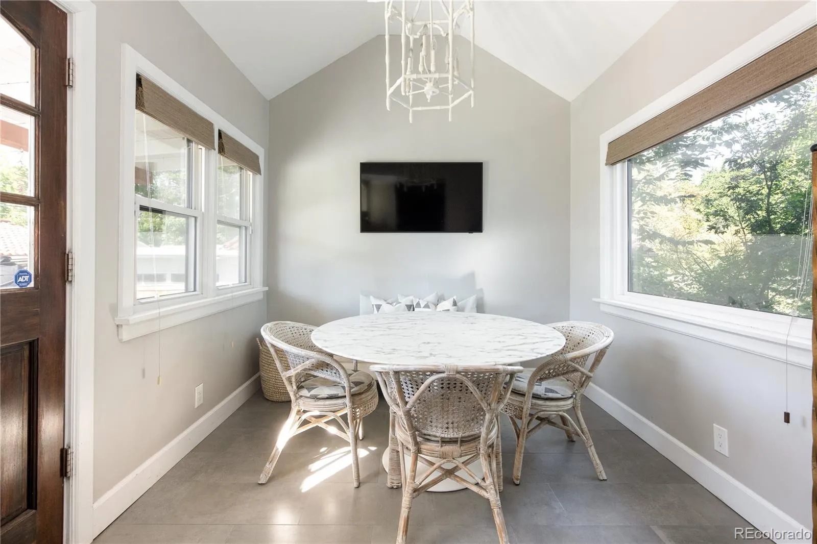 04102026165736 1600 16