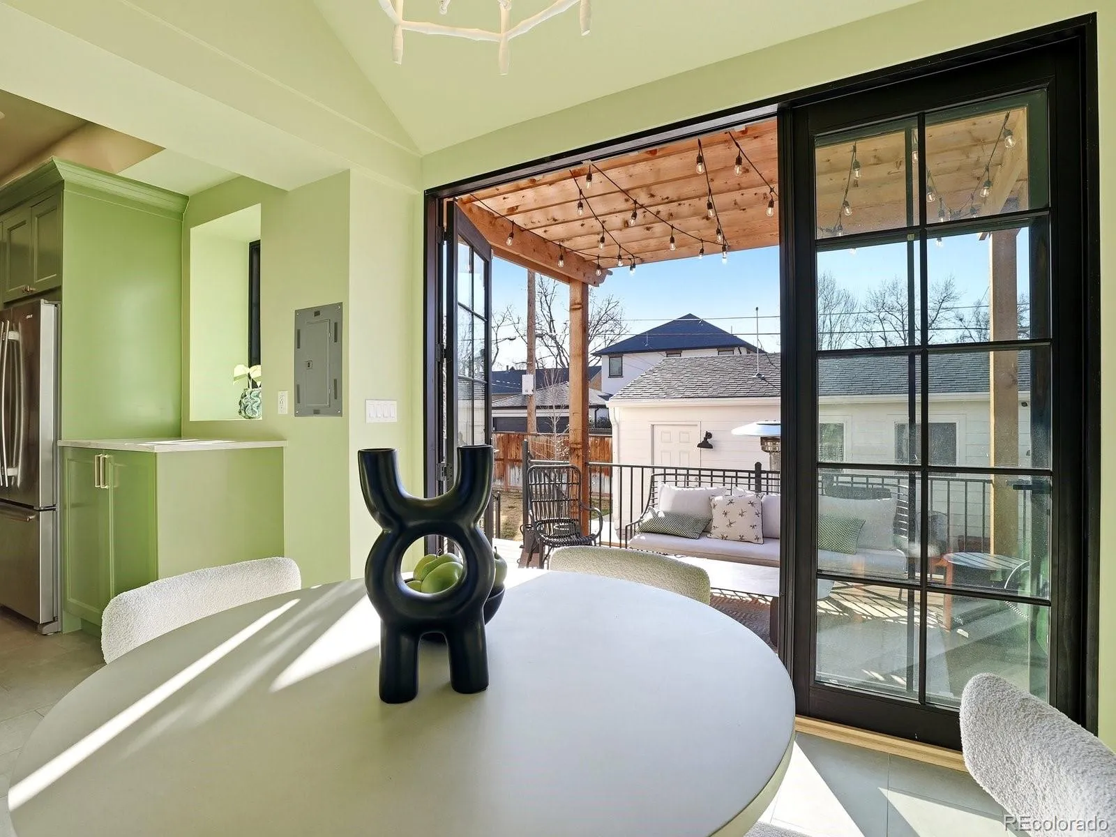 04102026165736 1600 17