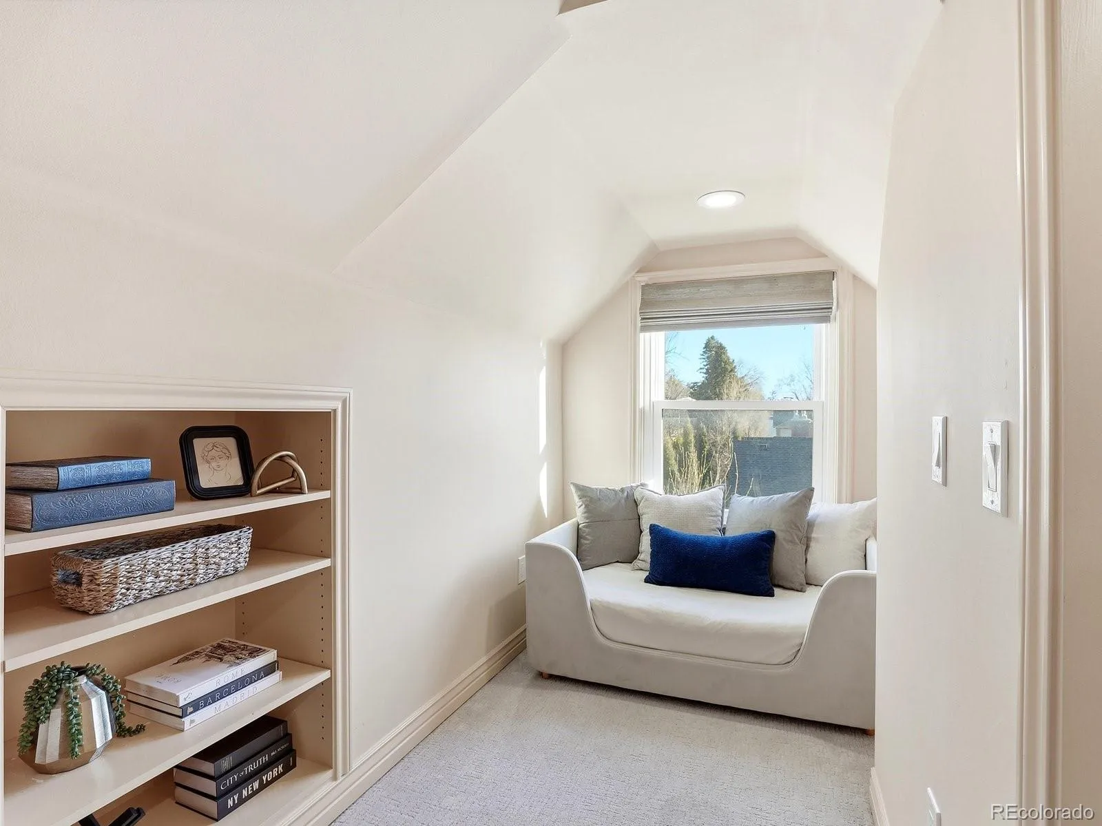 04102026165736 1600 33