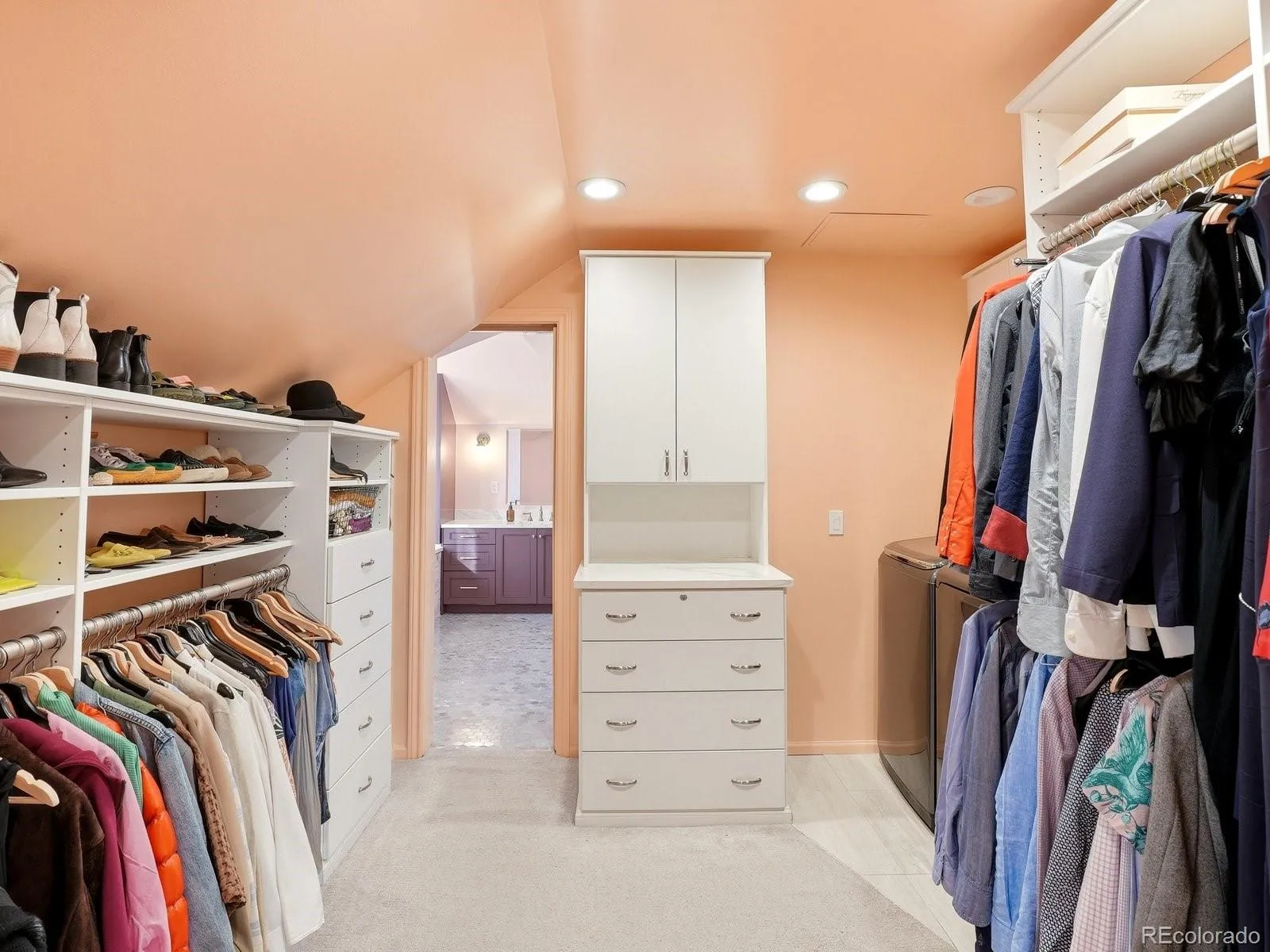 04102026165736 1600 34