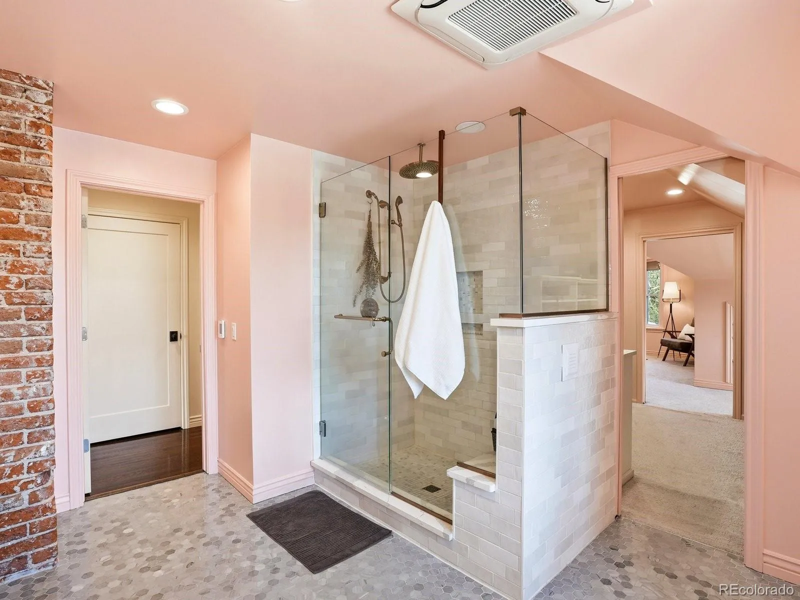 04102026165736 1600 38