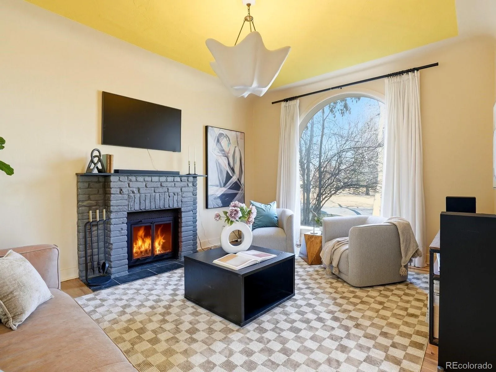 04102026165736 1600 4