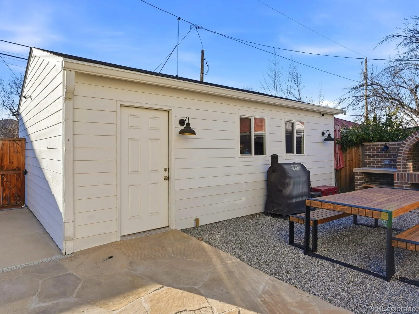 04102026165736 1600 42