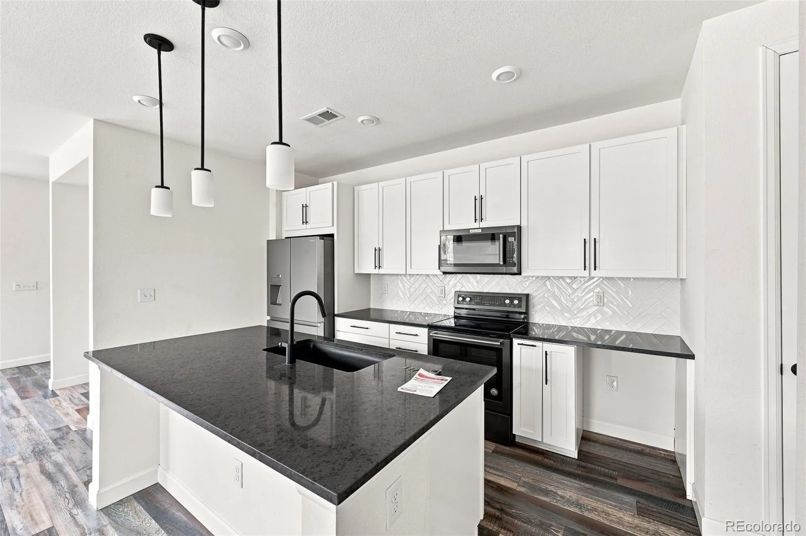 2979 Low Meadow Boulevard Castle Rock CO 80109 | MLS #REC7599300 08122026170834 1600 10