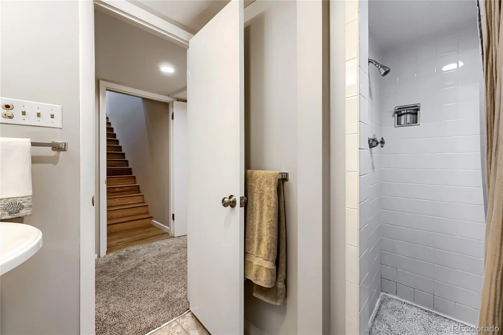 411 Leyden Street Denver CO 80220 MLS #REC7602321 04282026185140 1600 24