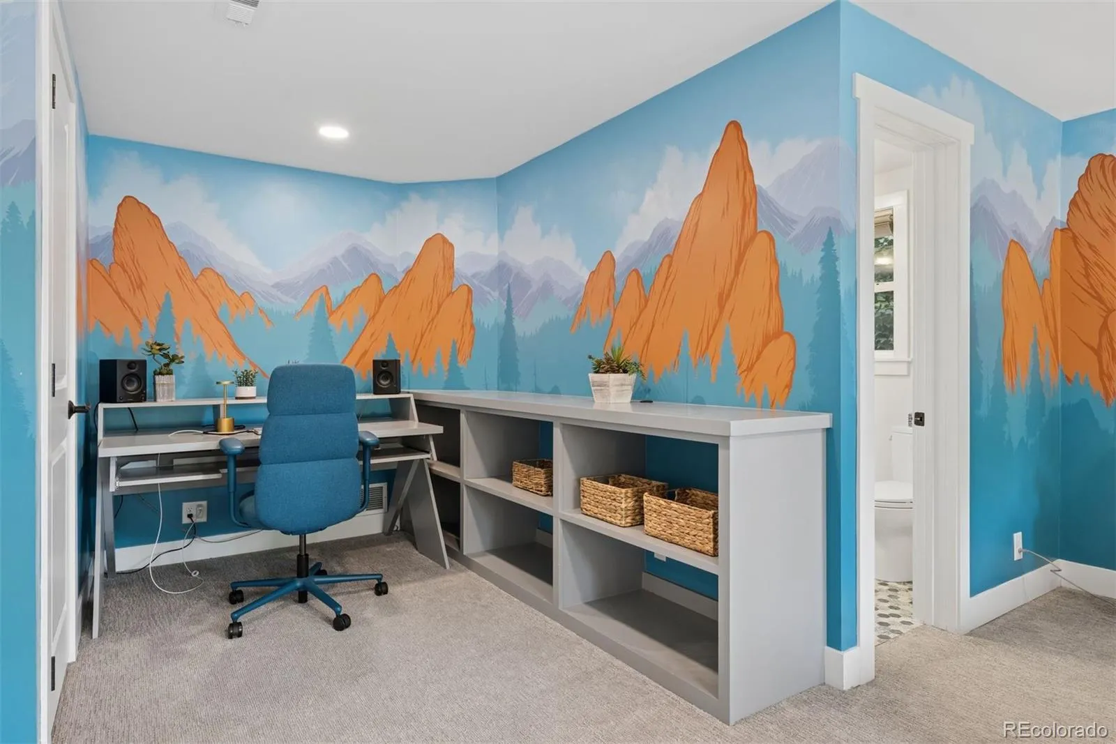 1560 Kearney Street Denver CO 80220 MLS #REC7603359 05102026033722 1600 28