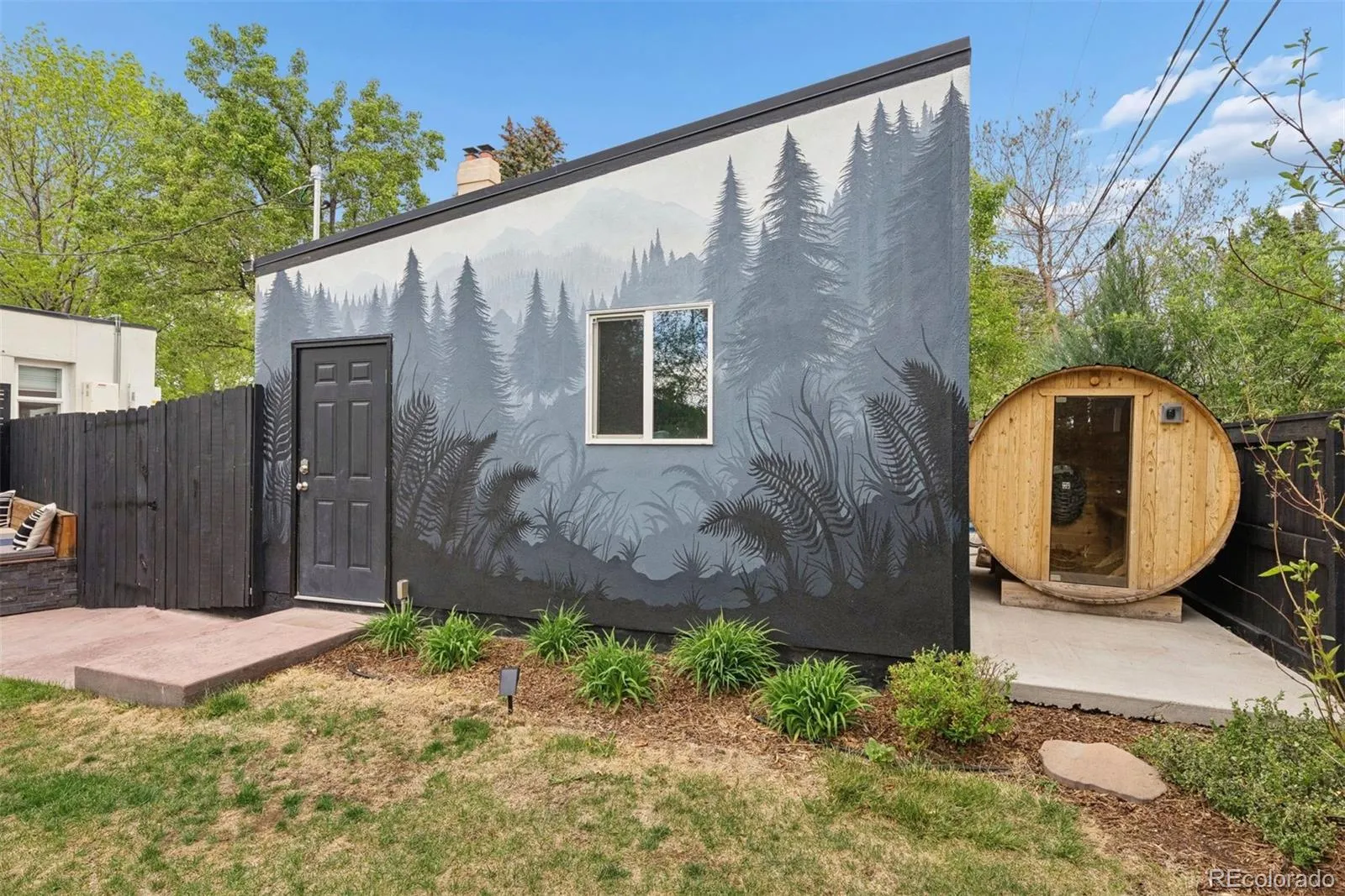 1560 Kearney Street Denver CO 80220 MLS #REC7603359 05102026033722 1600 33
