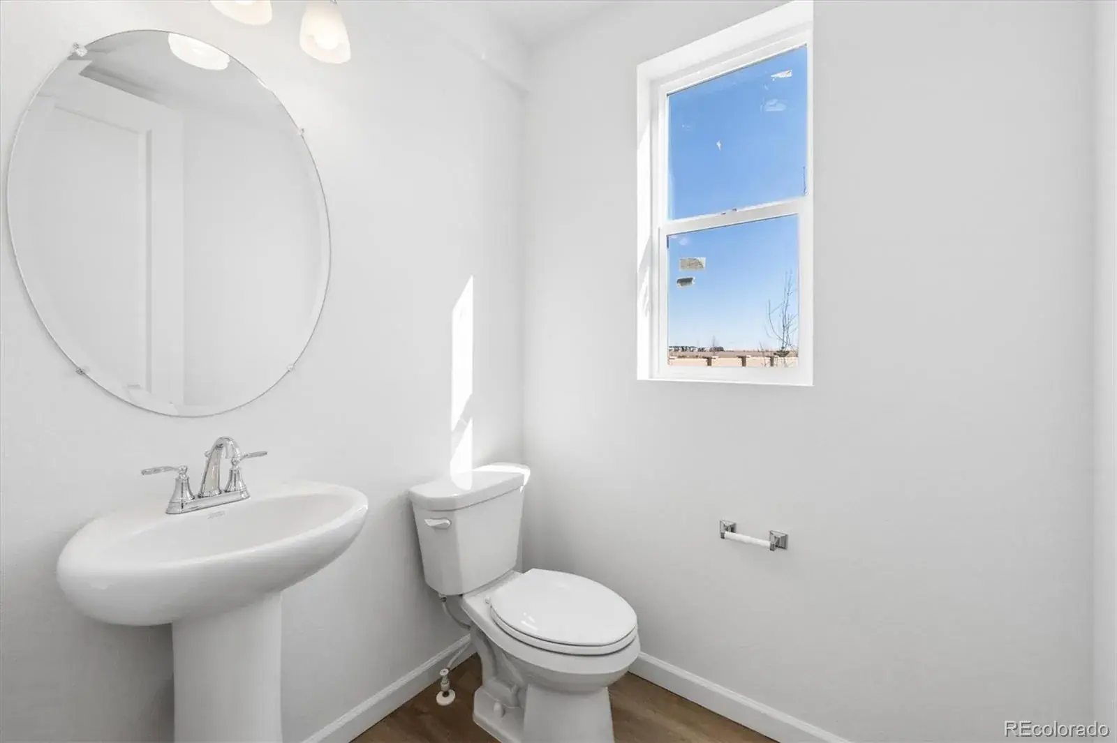 24175 E 30th Place Aurora CO 80019 MLS #REC7606386 02202026192149 1600 8