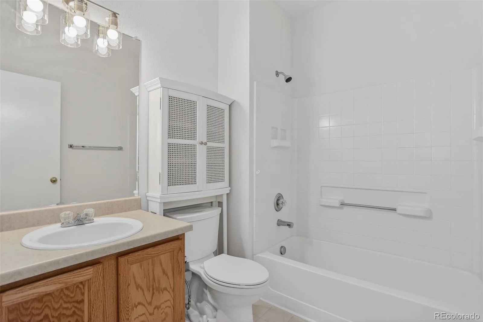 1201 S Fultondale Court Aurora CO 80018 | MLS #REC7606630 06242026041934 1600 18