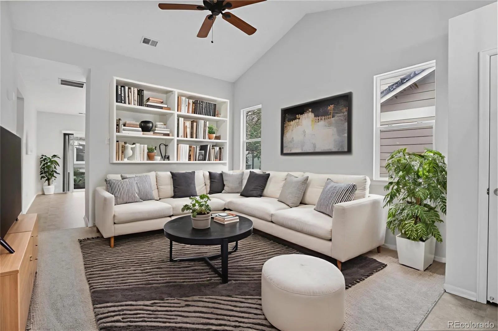 1201 S Fultondale Court Aurora CO 80018 | MLS #REC7606630 06242026041934 1600 2