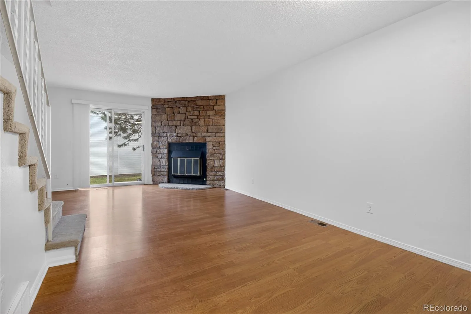 3209 S Estes Street Lakewood CO 80227 | MLS #REC7607158 08062026004120 1600 9