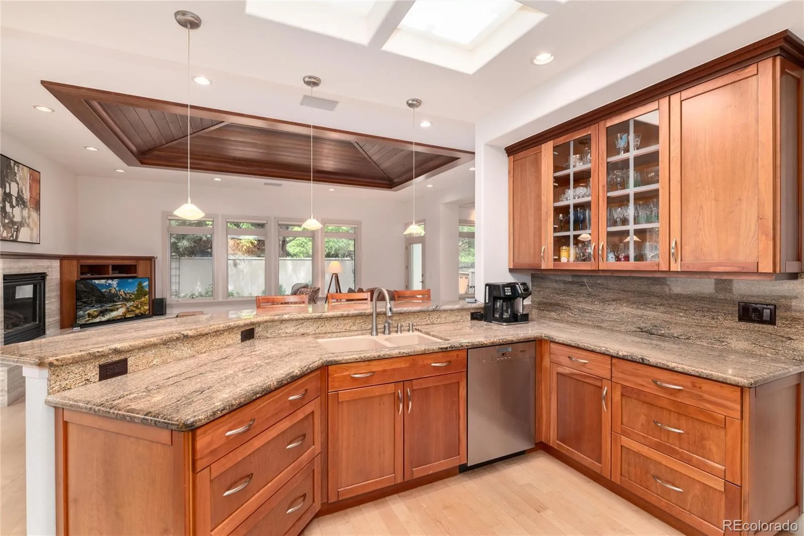 6 Augusta Drive Littleton CO 80123 MLS #REC7611738 05232026095719 1600 15