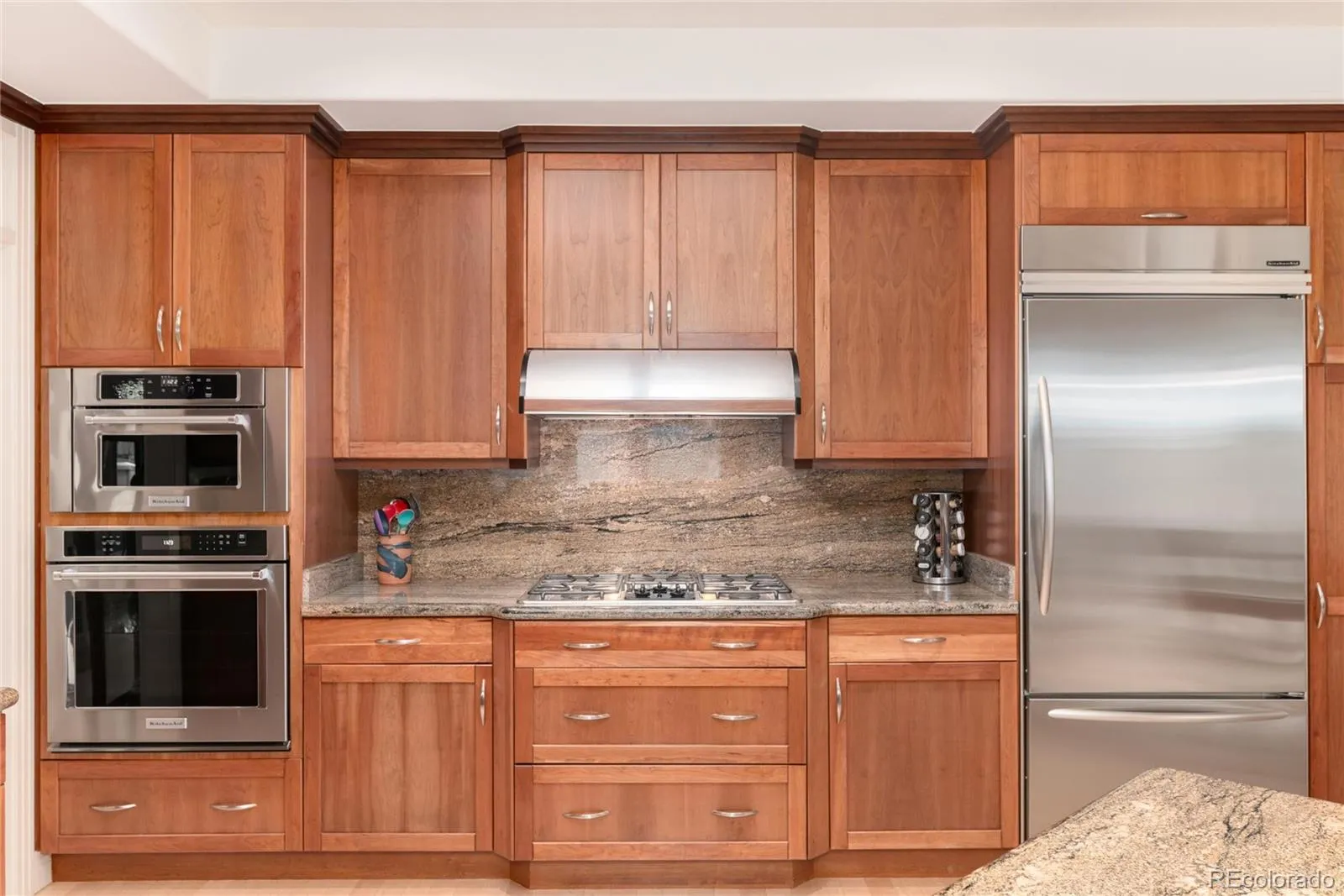 6 Augusta Drive Littleton CO 80123 MLS #REC7611738 05232026095719 1600 16