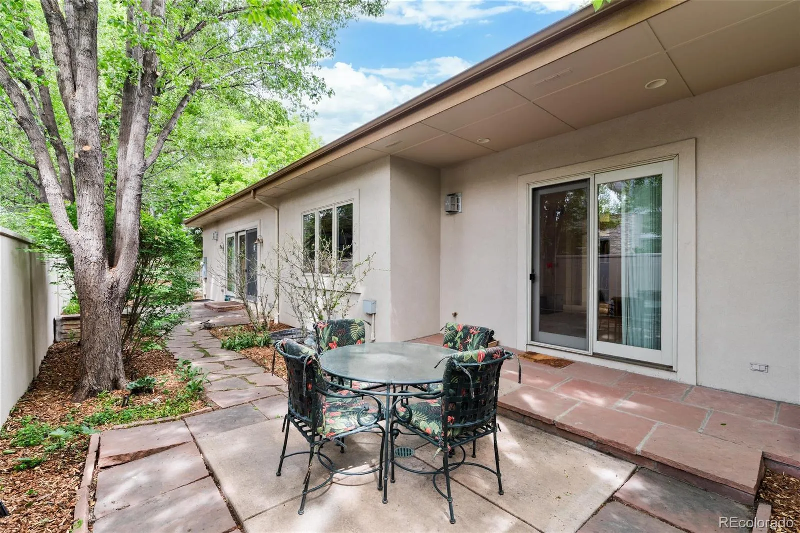6 Augusta Drive Littleton CO 80123 MLS #REC7611738 05232026095719 1600 40