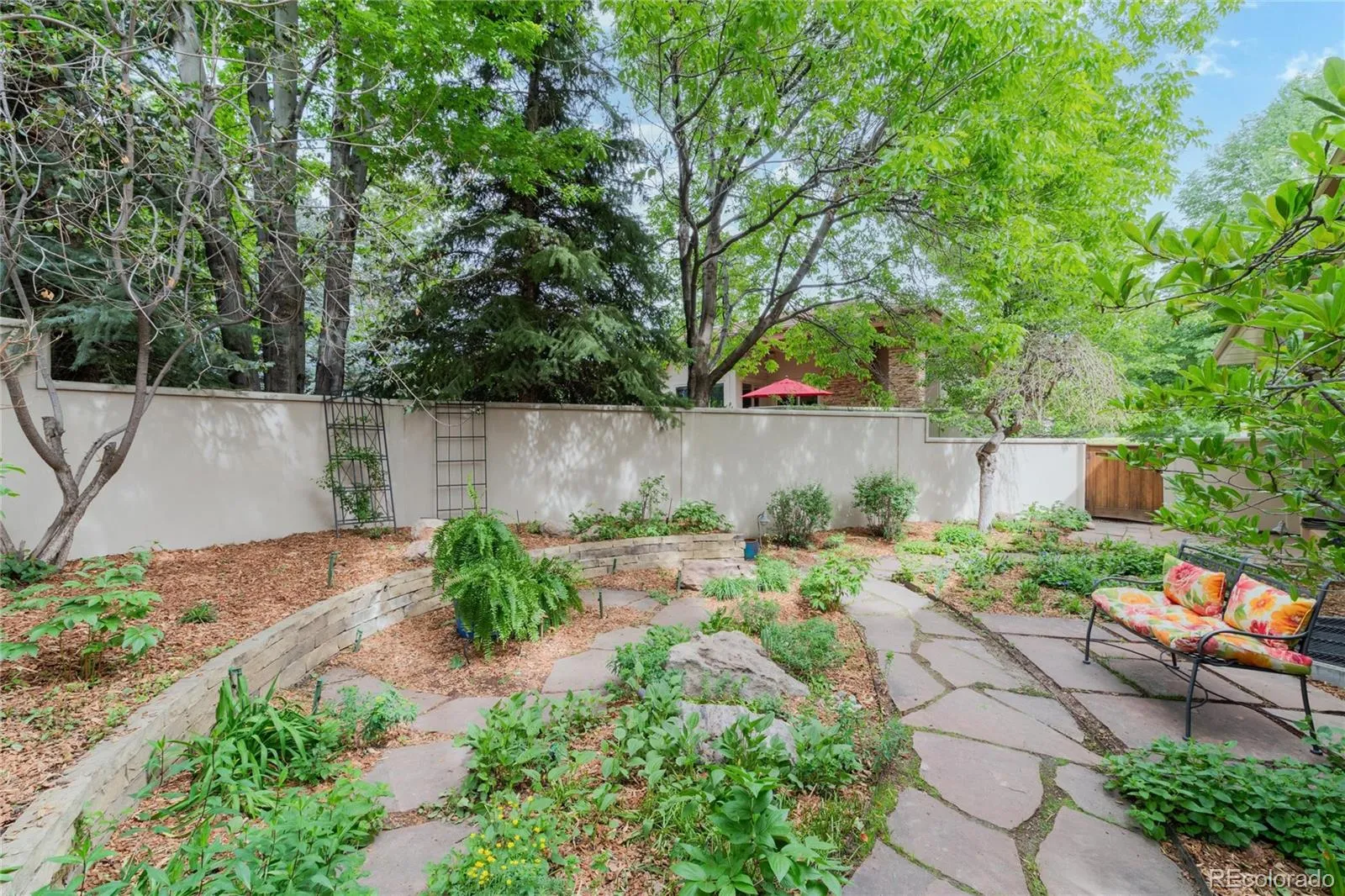 6 Augusta Drive Littleton CO 80123 MLS #REC7611738 05232026095719 1600 46