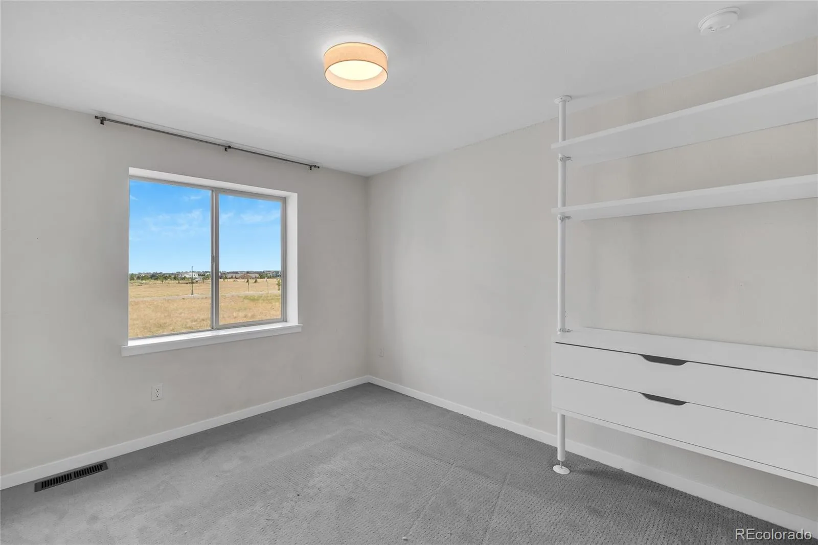 9811 E 56th Place Denver CO 80238 | MLS #REC7612113 08102026155125 1600 14