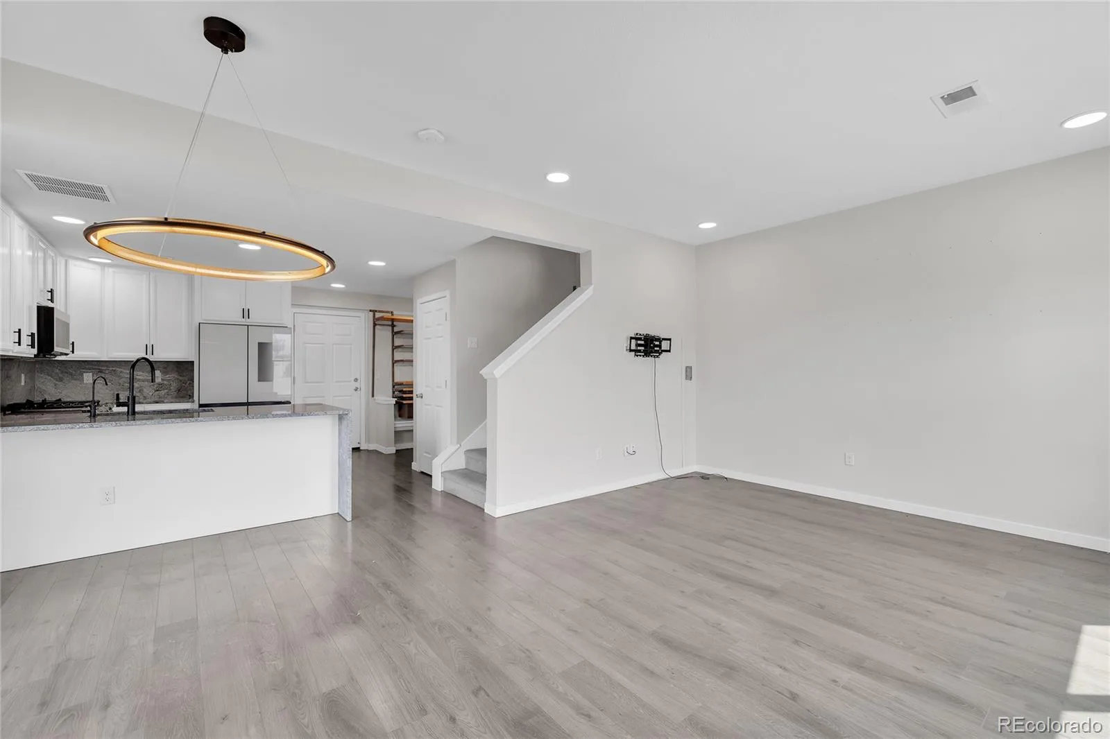 9811 E 56th Place Denver CO 80238 | MLS #REC7612113 08102026155125 1600 37