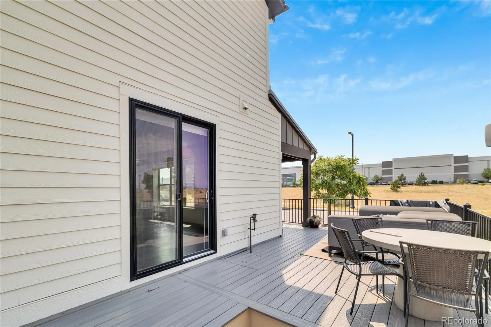 9811 E 56th Place Denver CO 80238 | MLS #REC7612113 08102026155125 1600 38