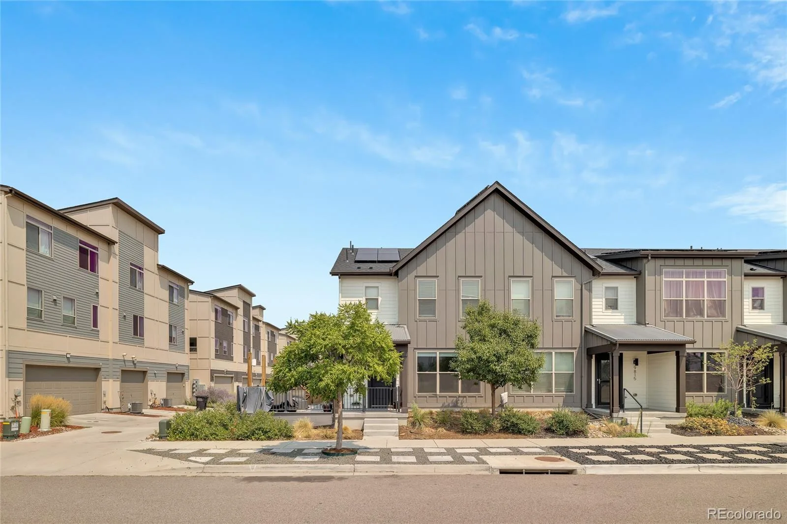 9811 E 56th Place Denver CO 80238 | MLS #REC7612113 08102026155125 1600 4