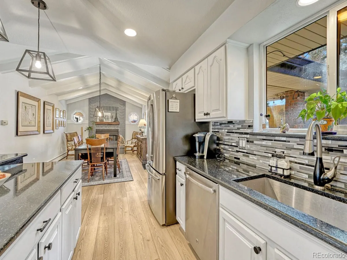 04122026155102 1200 11