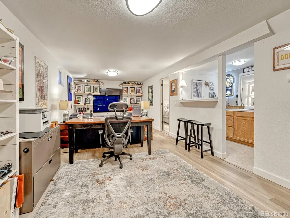 04122026155102 1200 23