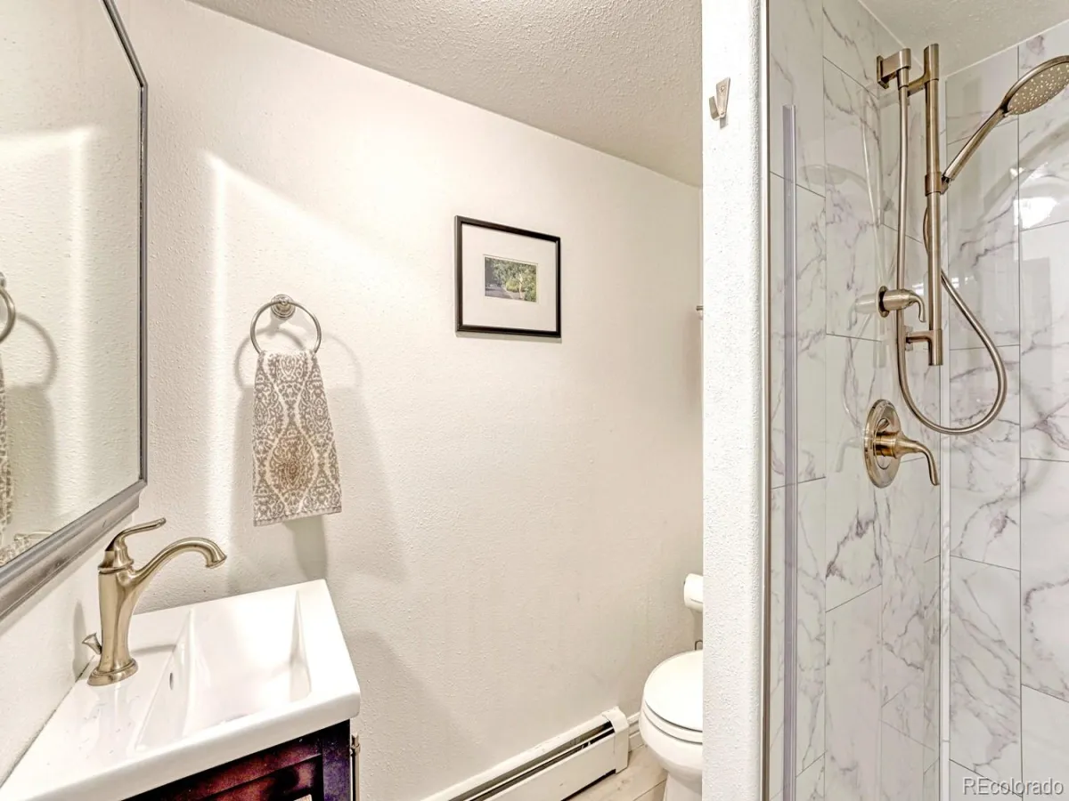 04122026155102 1200 30