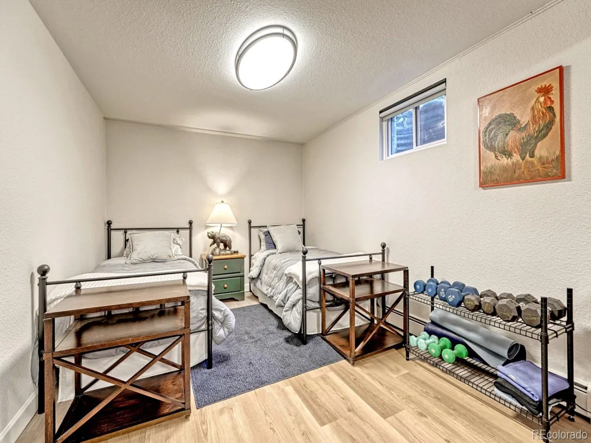 04122026155102 1200 31