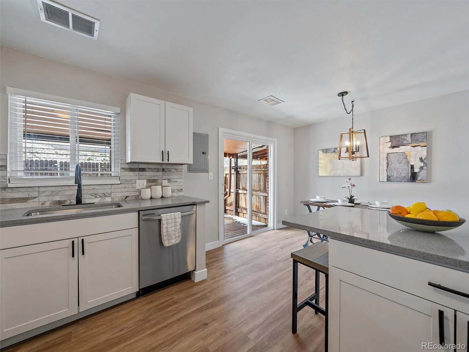 5543 S Lowell Boulevard Littleton CO 80123 | MLS #REC7614134 06112026210844 1600 11