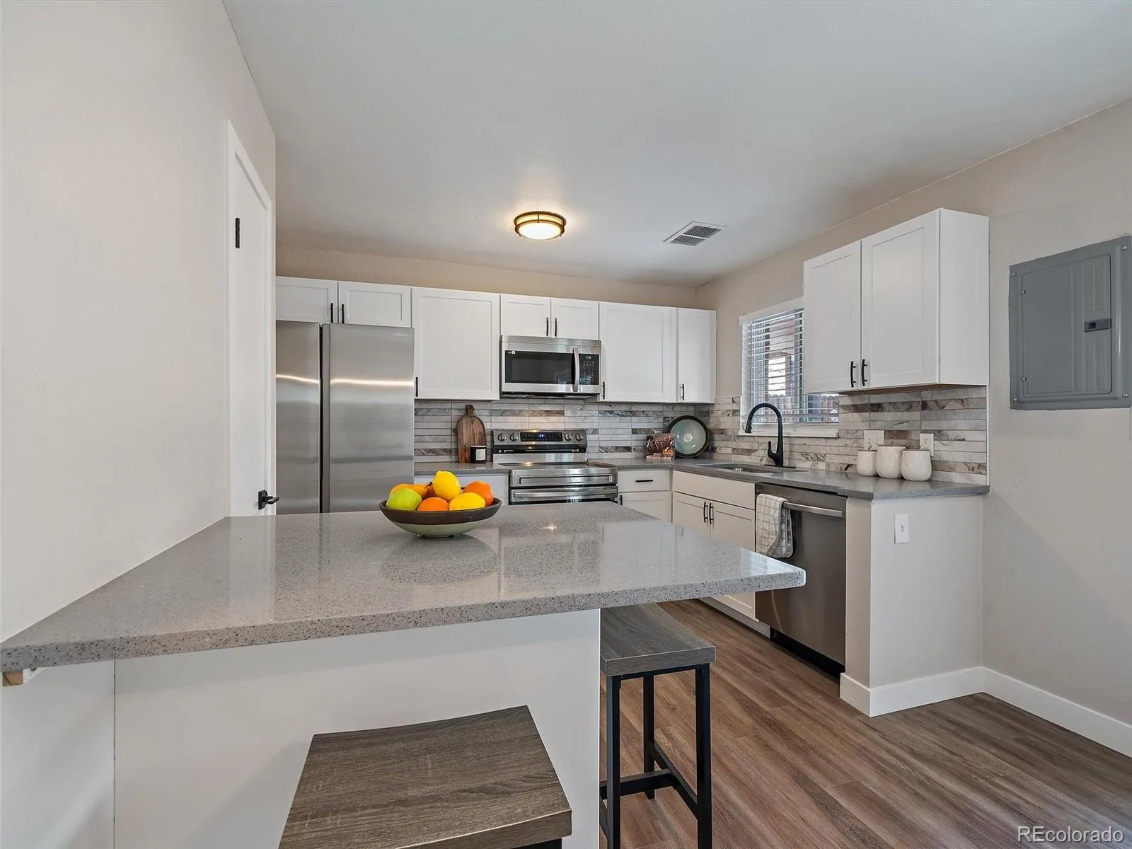 5543 S Lowell Boulevard Littleton CO 80123 | MLS #REC7614134 06112026210844 1600 8