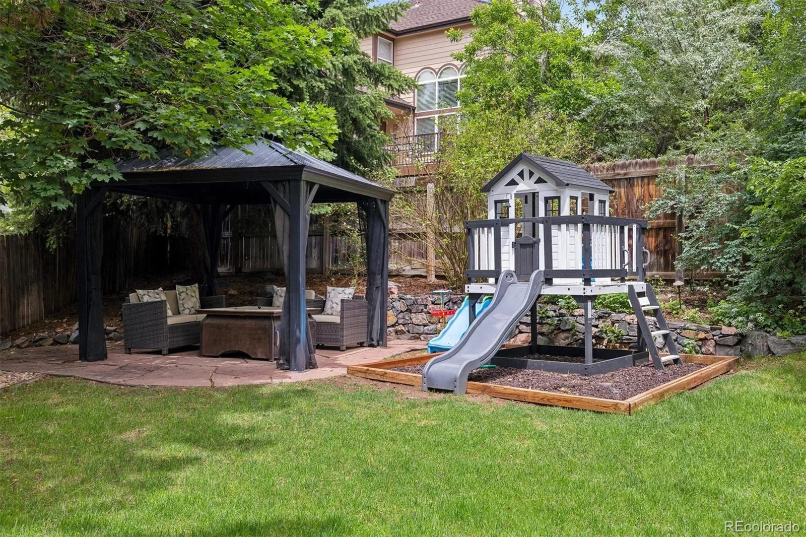 6143 S Newark Way Englewood CO 80111 MLS #REC7614432 05242026052606 1600 35