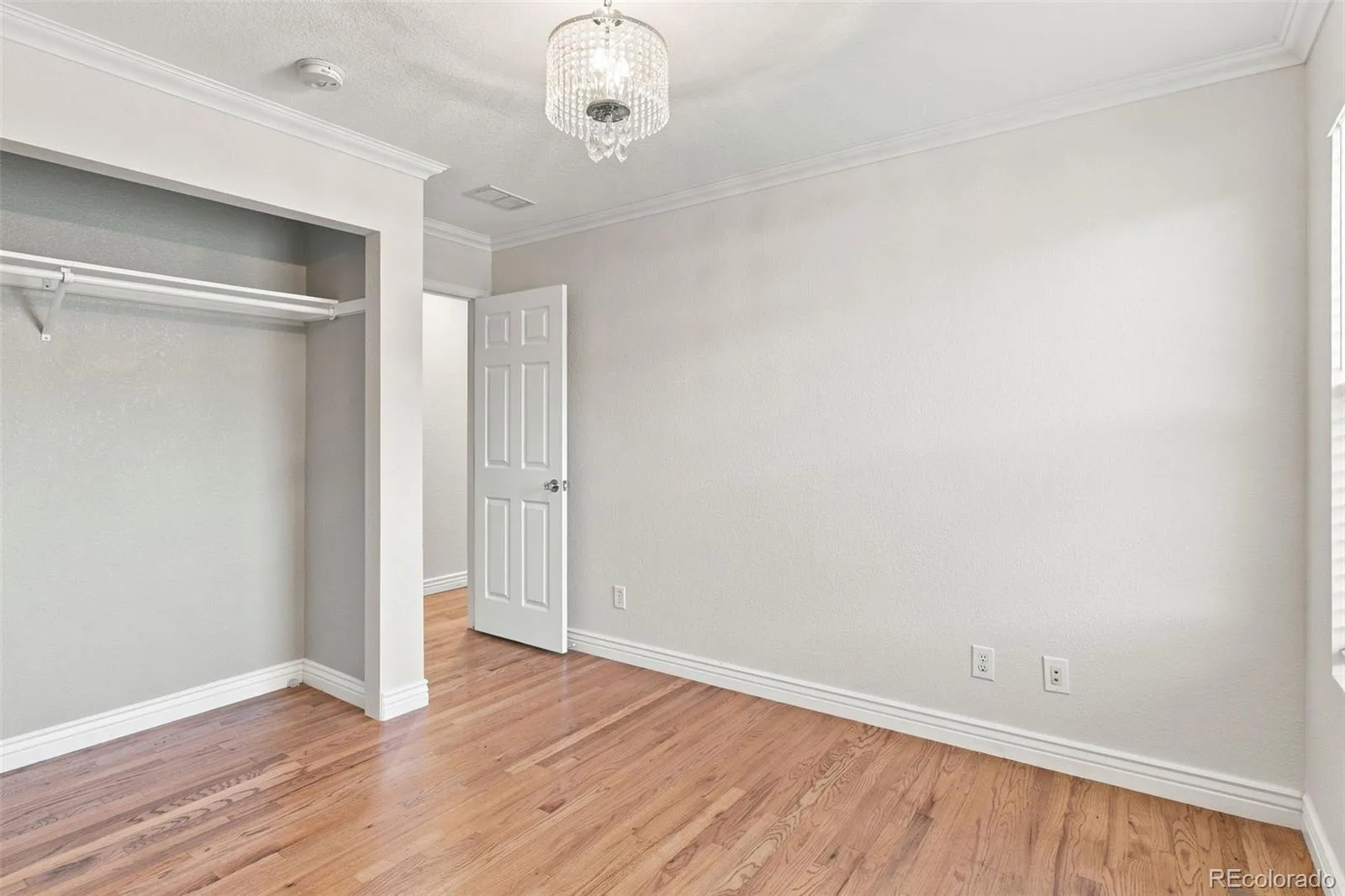 2638 Central Park Boulevard Denver CO 80238 | MLS #REC7614809 08252026001500 1600 18