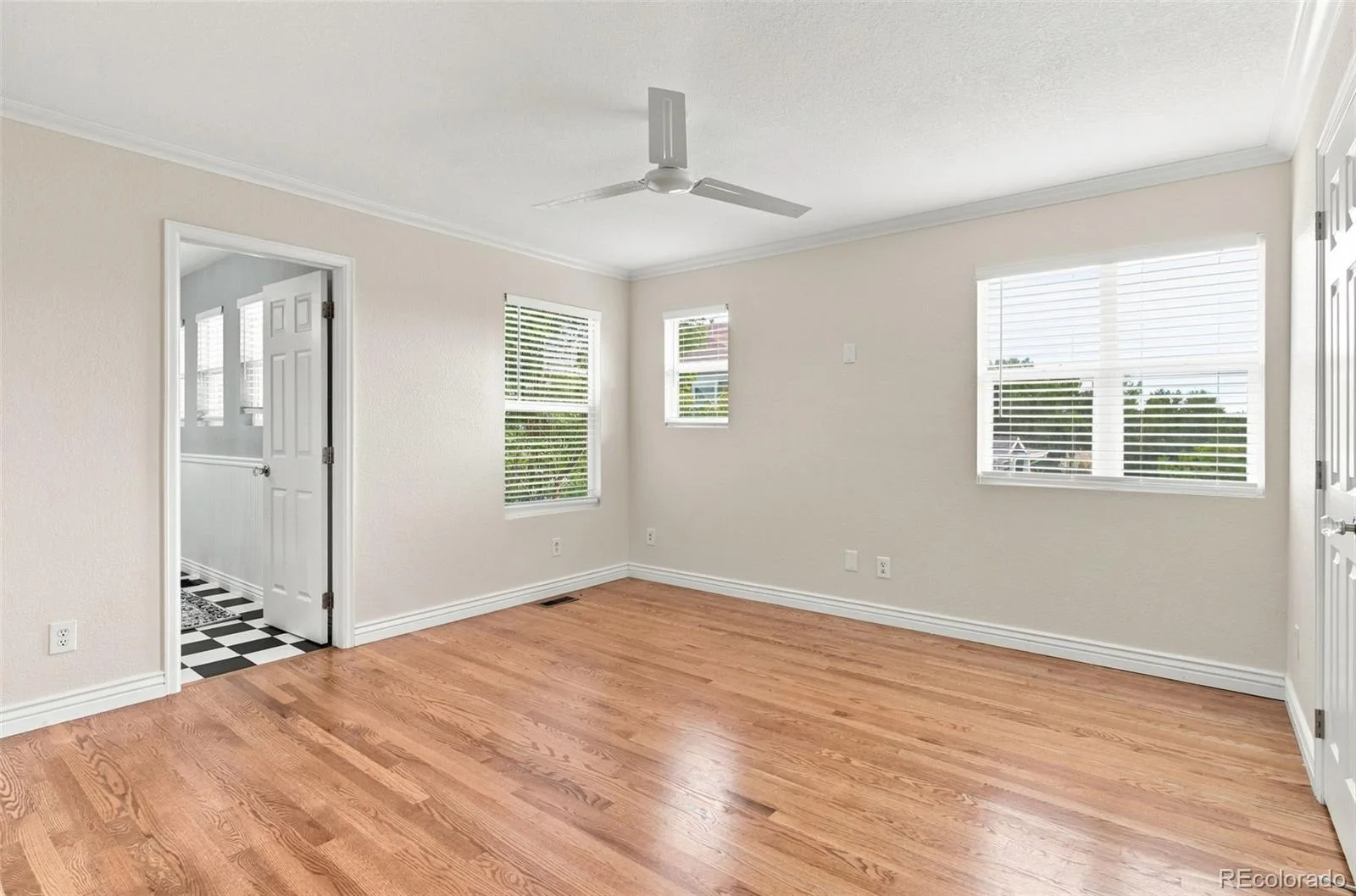 2638 Central Park Boulevard Denver CO 80238 | MLS #REC7614809 08252026001500 1600 19