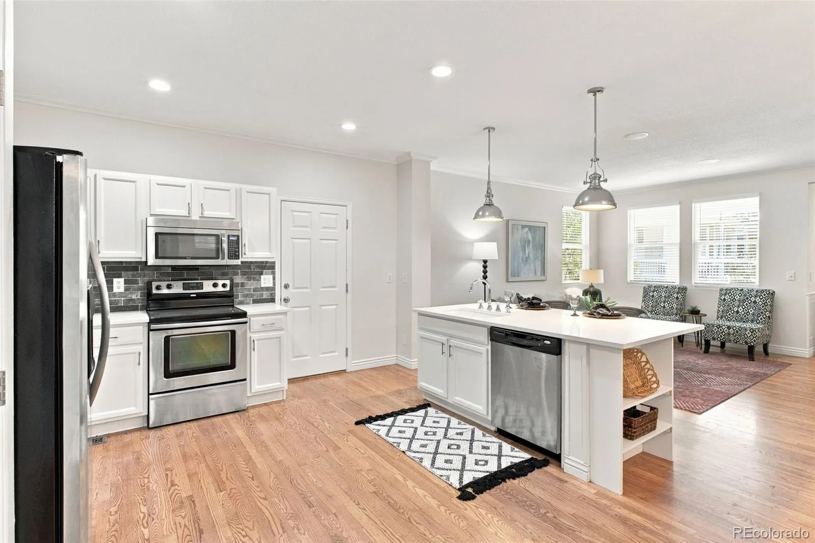 2638 Central Park Boulevard Denver CO 80238 | MLS #REC7614809 08252026001500 1600 9