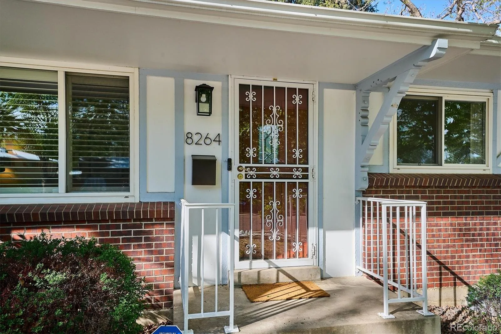 8264 E Kenyon Drive Denver CO 80237 MLS #REC7614815 06122026202542 1600 1