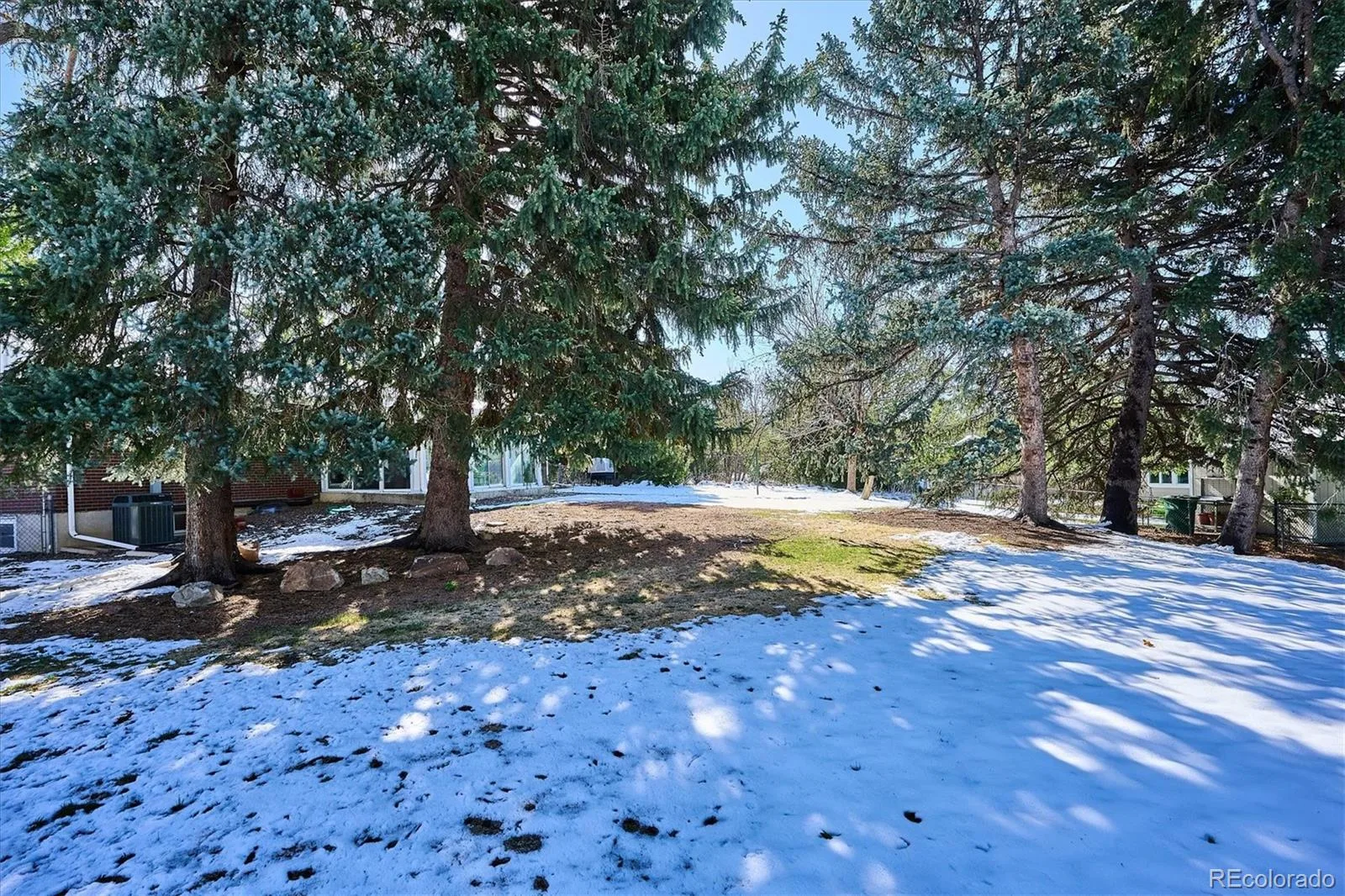 8264 E Kenyon Drive Denver CO 80237 MLS #REC7614815 06122026202542 1600 26