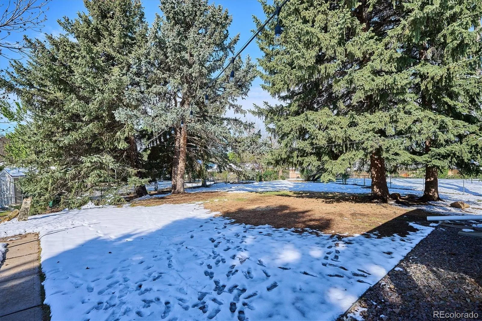 8264 E Kenyon Drive Denver CO 80237 MLS #REC7614815 06122026202542 1600 27