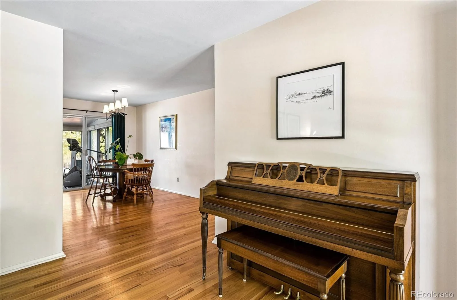 8264 E Kenyon Drive Denver CO 80237 MLS #REC7614815 06122026202542 1600 3