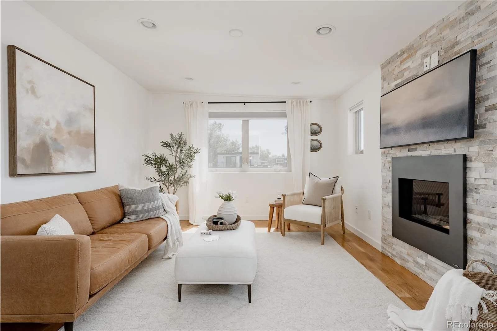 4250 Stuart Street Denver CO 80212 MLS #REC7616842 06162026141811 1600 18