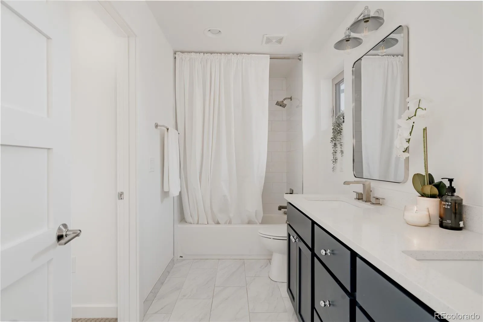 4250 Stuart Street Denver CO 80212 MLS #REC7616842 06162026141811 1600 29