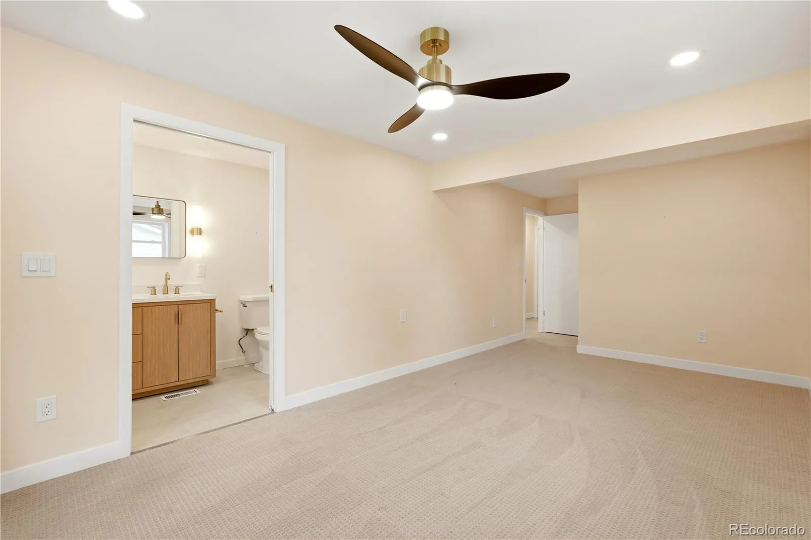 4264 W Radcliff Avenue Denver CO 80236 MLS #REC7618578 07102026222357 1600 20