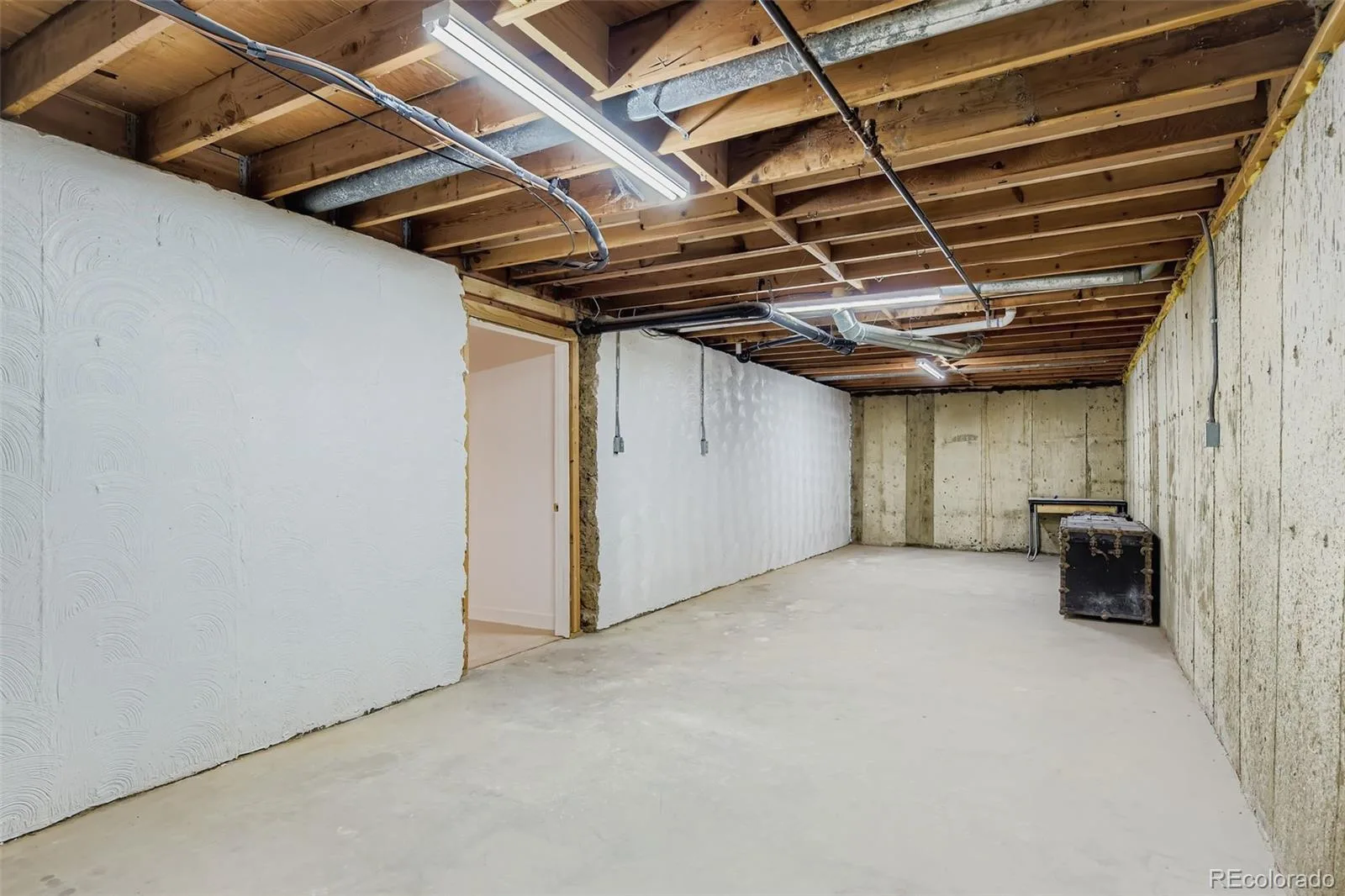 4264 W Radcliff Avenue Denver CO 80236 | MLS #REC7618578 08202026173043 1600 32