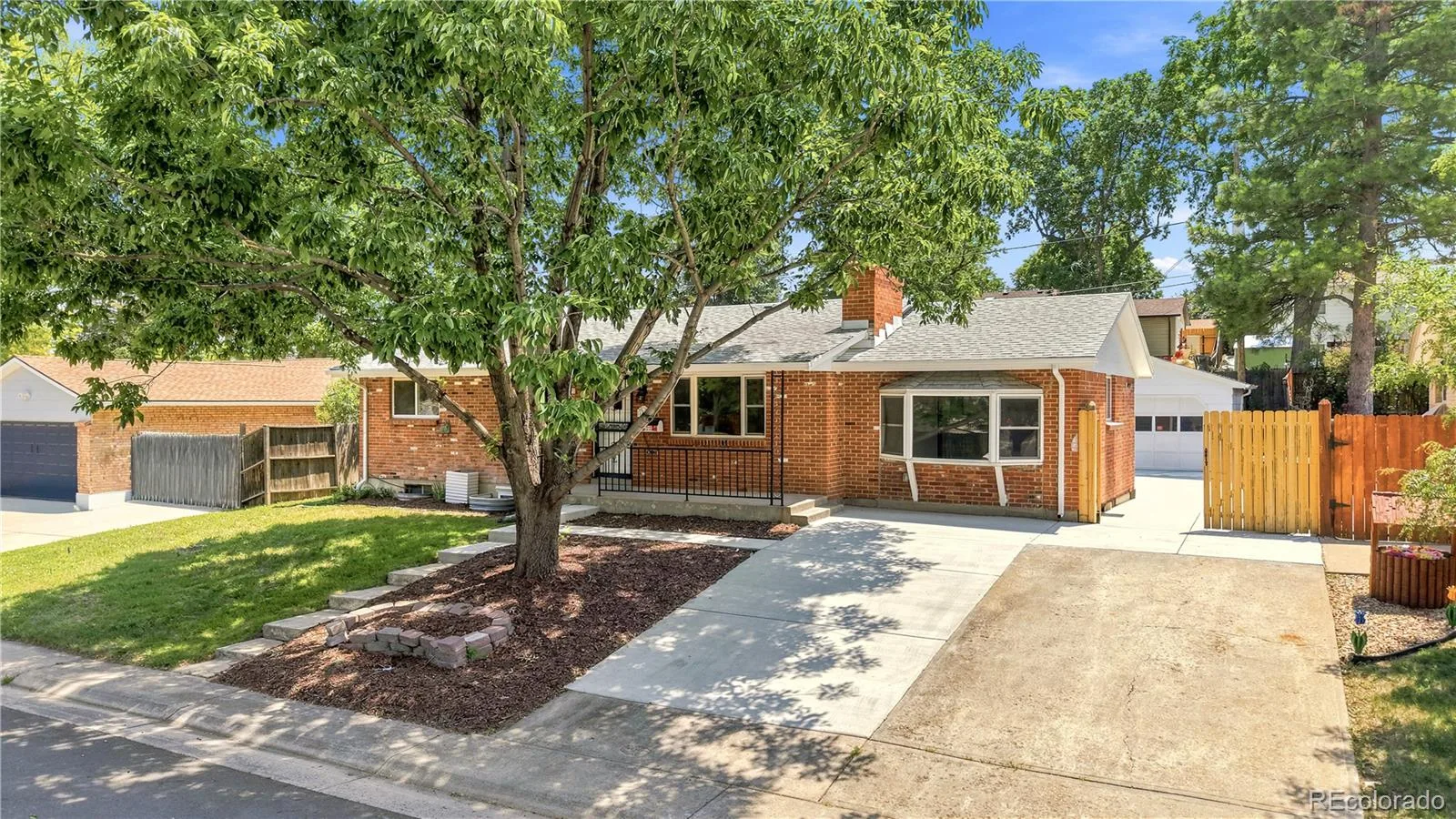 4264 W Radcliff Avenue Denver CO 80236 | MLS #REC7618578 08202026173043 1600 37