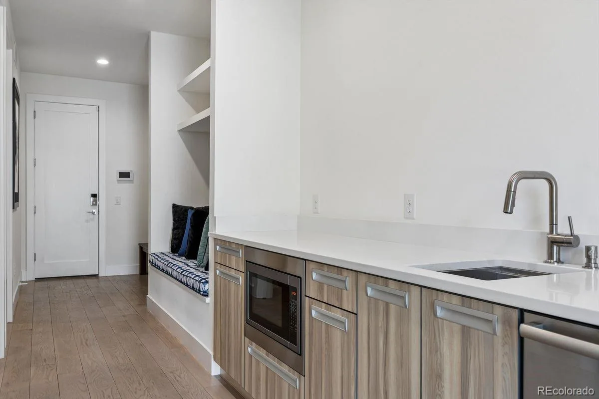 2821 E Cedar Avenue #17 Denver CO 80209 MLS #REC7618979 06182026000019 1200 17