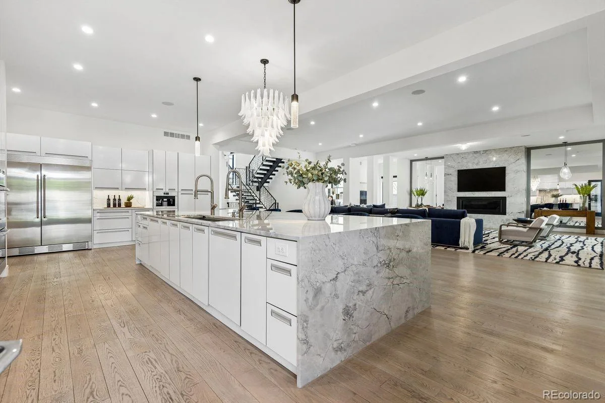 2821 E Cedar Avenue #17 Denver CO 80209 MLS #REC7618979 06182026000019 1200 6