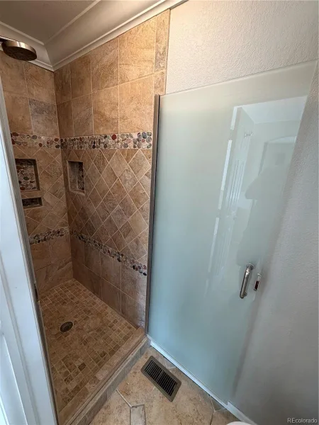 4620 Fenwood Drive Littleton CO 80130 | MLS #REC7619115 08172026134639 800 31