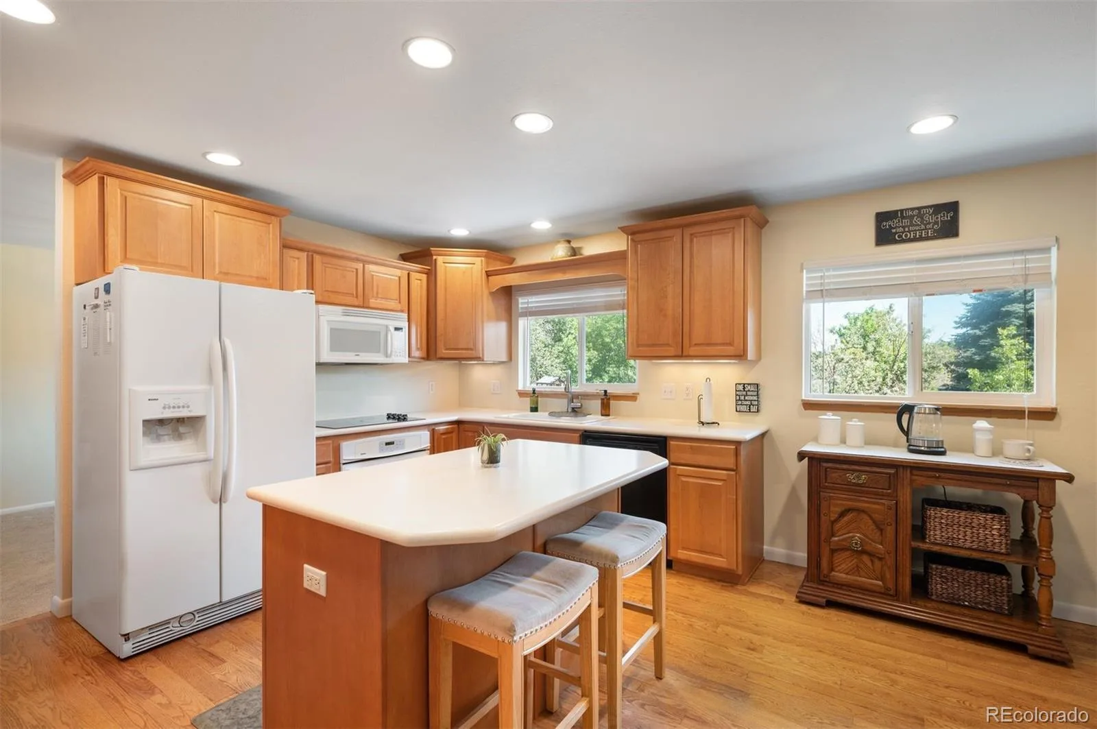 2220 S Beech Court Denver CO 80228 | MLS #REC7621132 08282026022621 1600 13