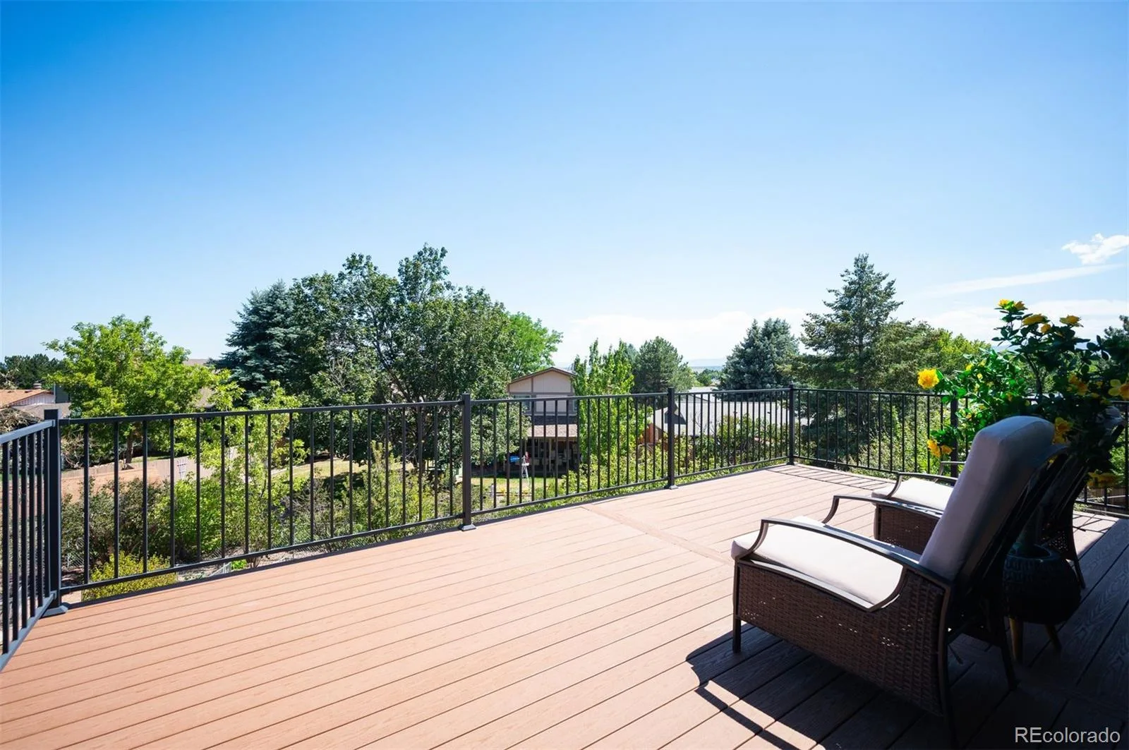 2220 S Beech Court Denver CO 80228 | MLS #REC7621132 08282026022621 1600 17